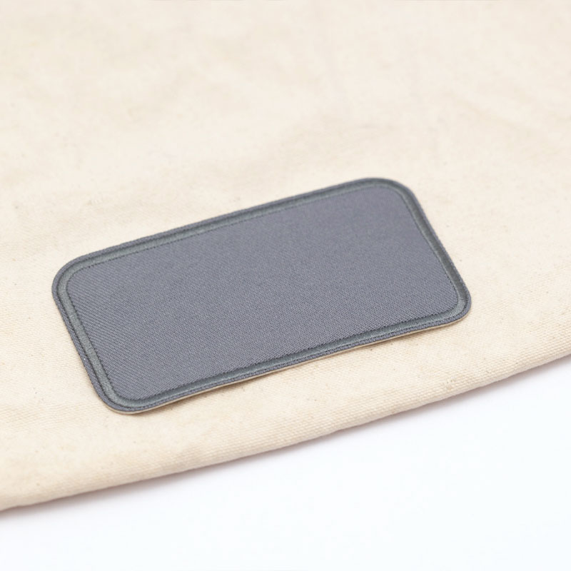 Afdekpatch - Verberg het logo op een jas