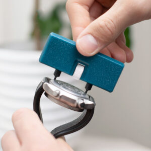 Horloge-opener - Vervang batterijen