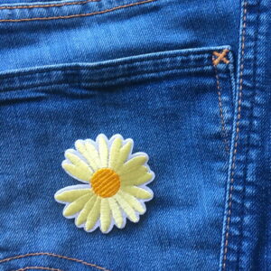 Limegul Gerbera - Tygmärke - Broderad